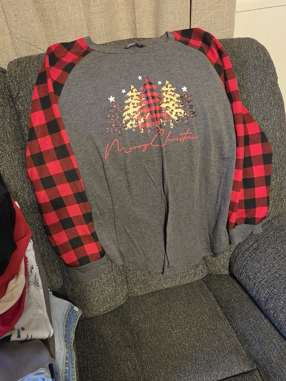 SHEIN Gray Long Sleeve Tee with Red Buffalo Plaid Sleeves